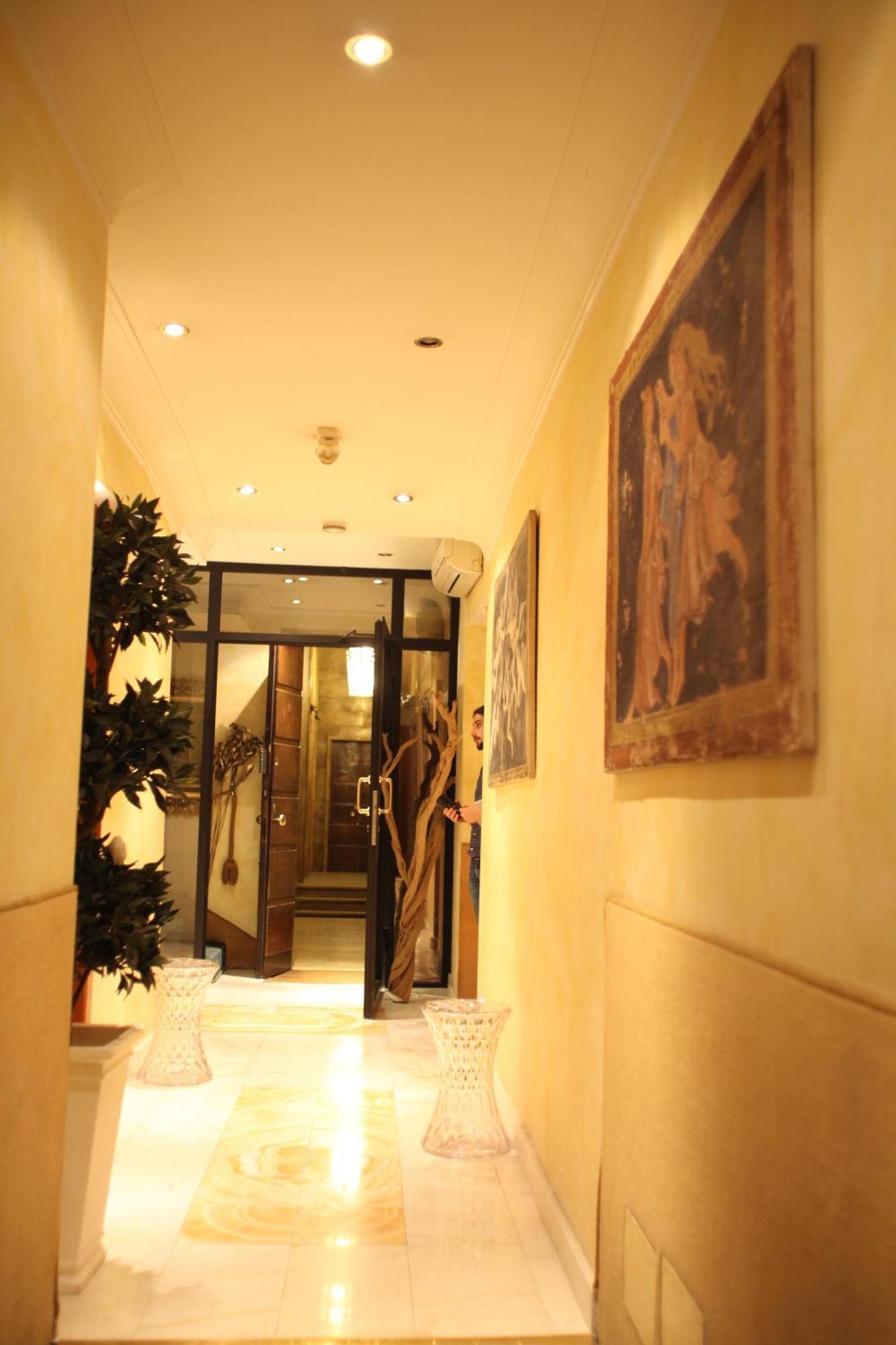 Luxury Rooms H 2000 Roma Exterior photo