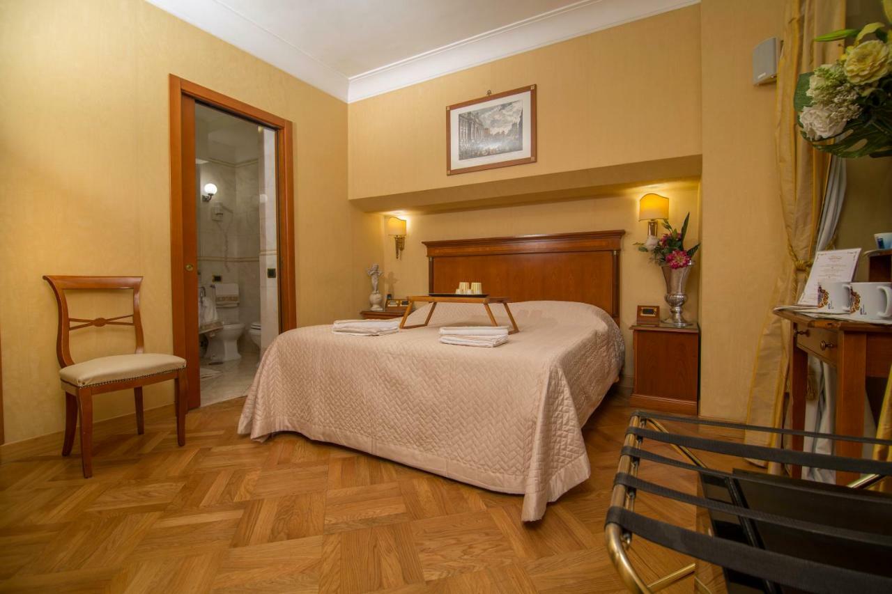 Luxury Rooms H 2000 Roma Exterior photo